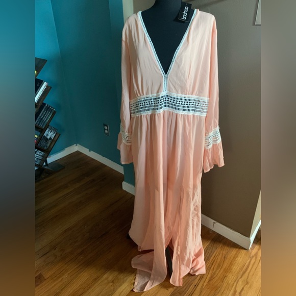 Boohoo Plus Dresses & Skirts - NWT, Boohoo maxi dress. Women’s 20